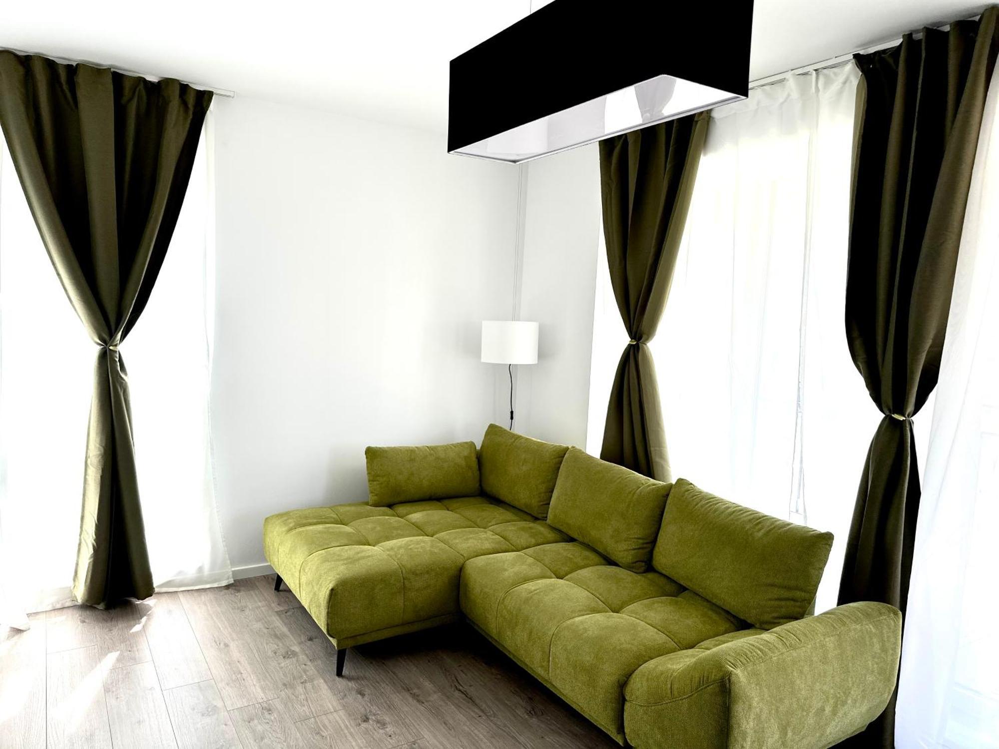 Apartment 4friendscoresibrasov K